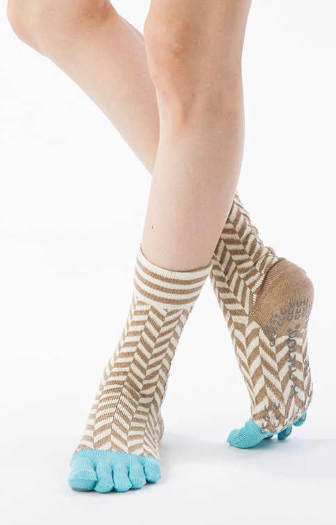 4205 toe socks for yoga pilates stripes