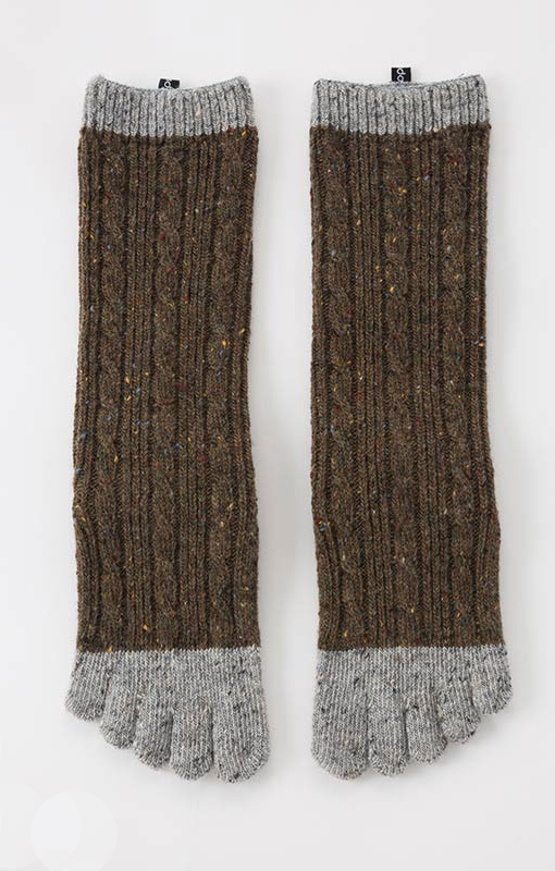 4222 olive cable wool yoga socks holiday