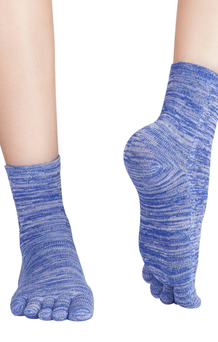 4689 blue heather toe socks