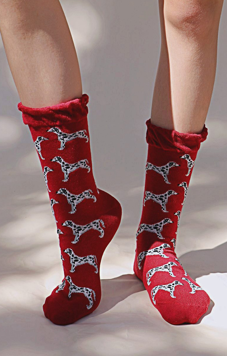 5528 darmatian dog animal crew socks red